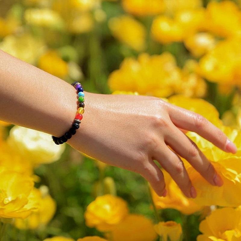 7 Chakra Lava Stone Bracelet - Essential Oil Diffuser